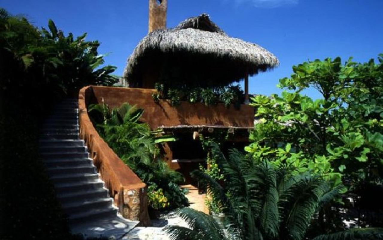 Amuleto Hotel Ixtapa  Exterior photo