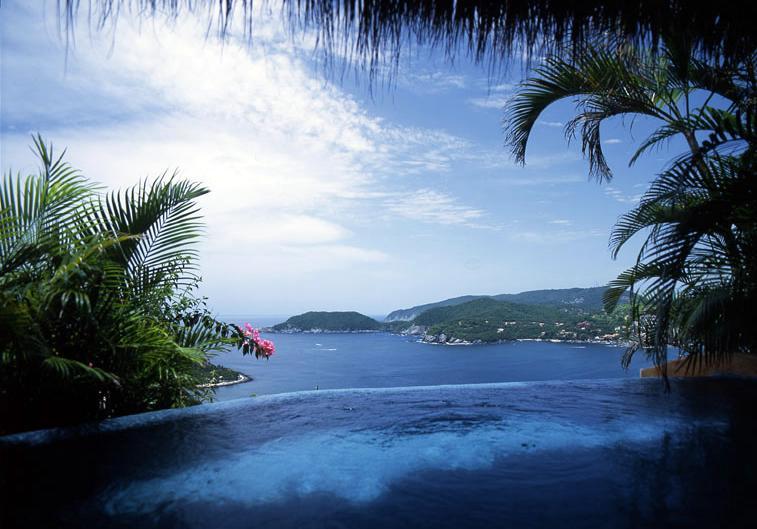 Amuleto Hotel Ixtapa  Exterior photo
