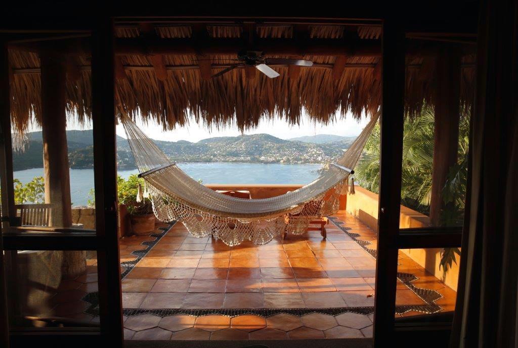 Amuleto Hotel Ixtapa  Exterior photo